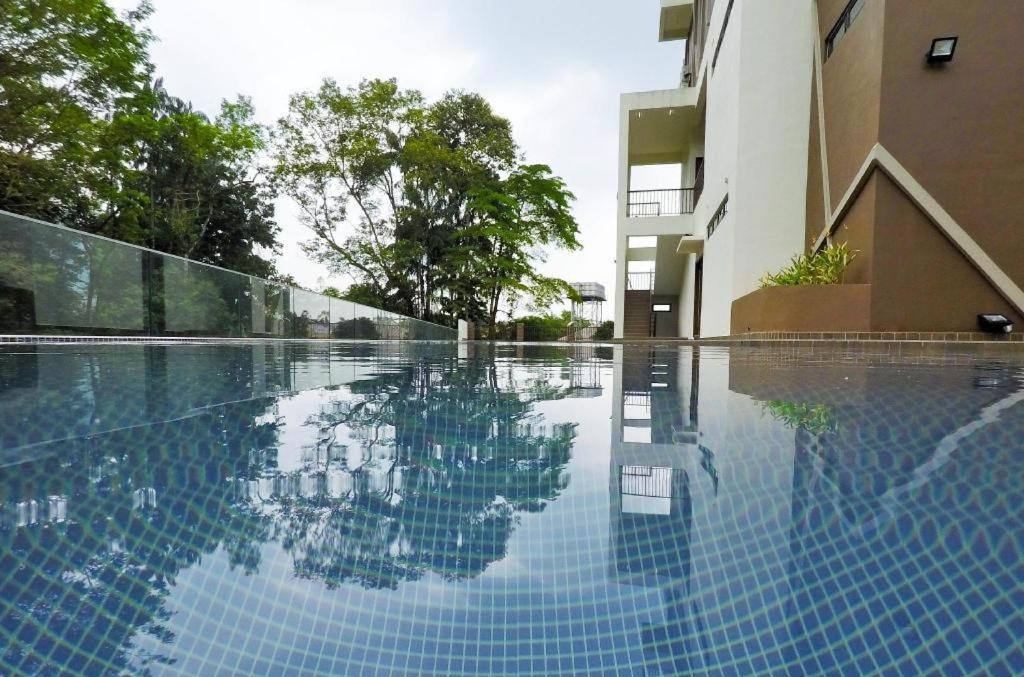 Hotel Grand Baron Taiping Buitenkant foto