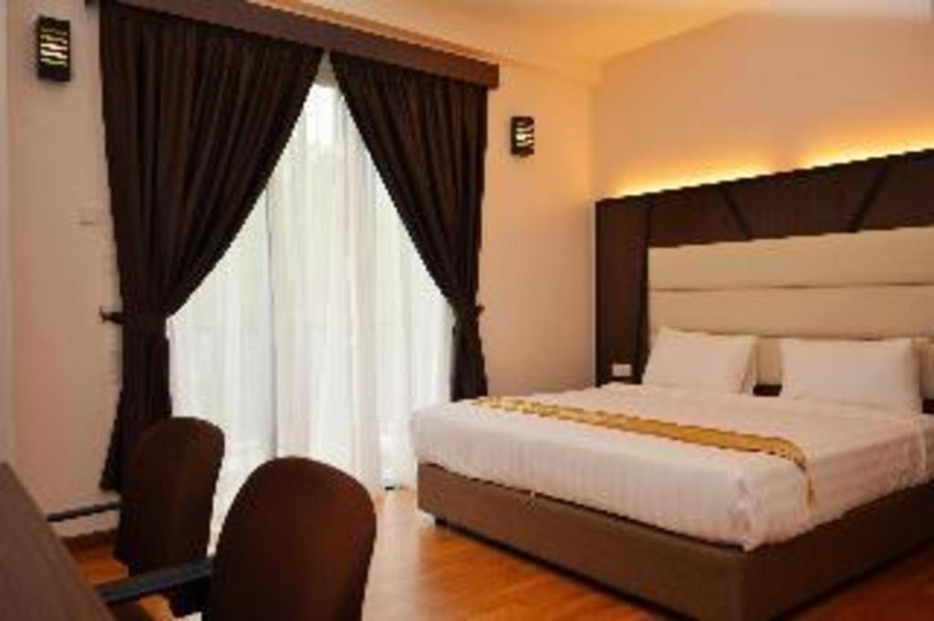 Hotel Grand Baron Taiping Buitenkant foto