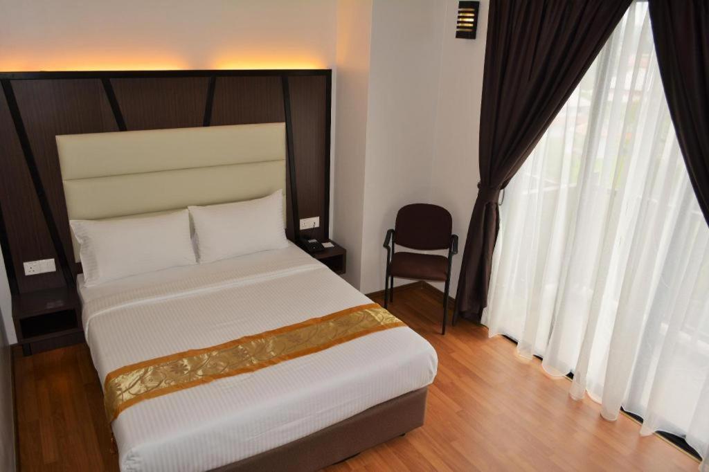 Hotel Grand Baron Taiping Buitenkant foto