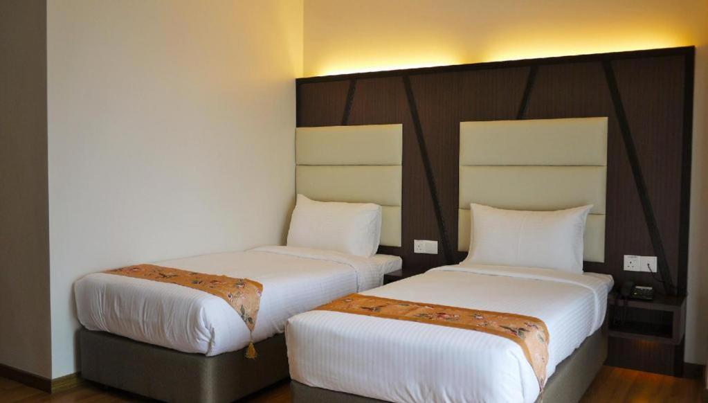 Hotel Grand Baron Taiping Buitenkant foto