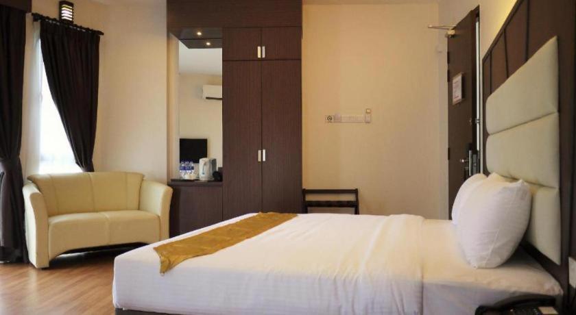 Hotel Grand Baron Taiping Buitenkant foto