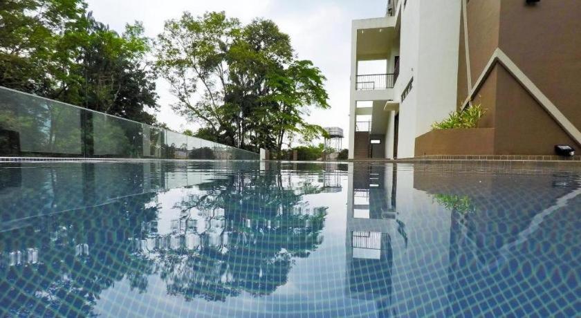 Hotel Grand Baron Taiping Buitenkant foto